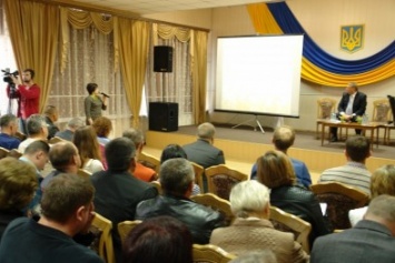 В Покровске (Красноармейске) прошла миниконференция посвященная проблемам сельского малого и среднего бизнеса
