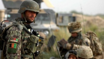В Афганистане разбился военный вертолет, 7 погибших