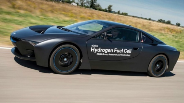 BMW показала водородные авто