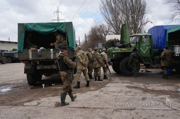 Донбасс должен входить в состав Украины но под особым статусом -