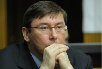 Луценко ушел с поста главы фракции "Блок Петра Порошенко"