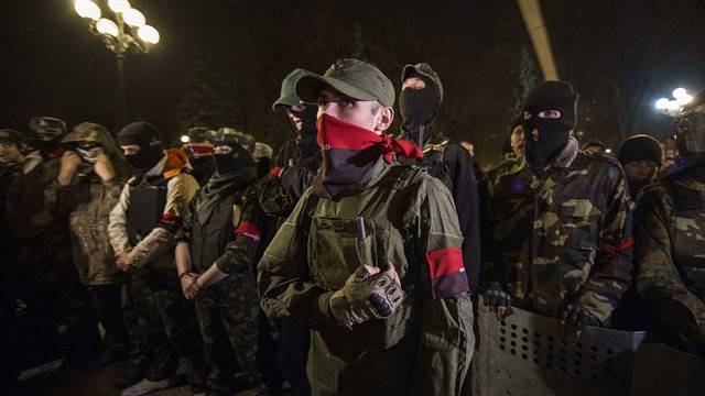"Правый Сектор" намерен провести марш в Киеве и Запорожье
