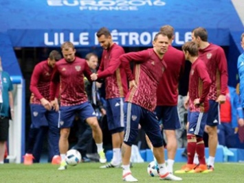 ФИФА рекомендует сборной России больше матчей проводить дома