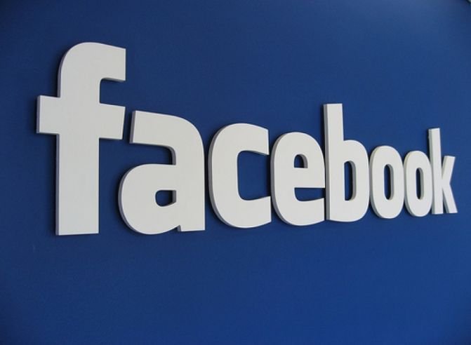 Facebook удалил пост о парне, признавшемся в гомосексуализме