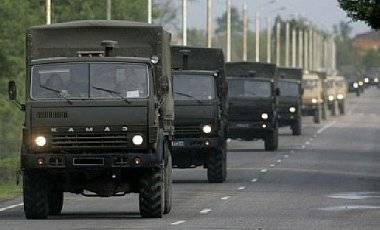 Очередная колонна с военными из РФ проехала в направлении Донецка