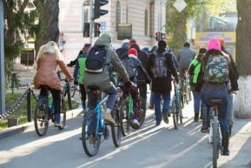 "Двухколесная" революция: в Харькове прошел велофорум - 2016