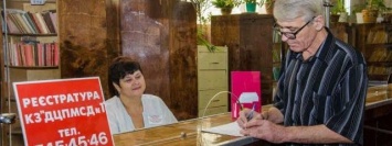 Почти 16 тысяч жителей Днепропетровщины поменяли своего семейного врача