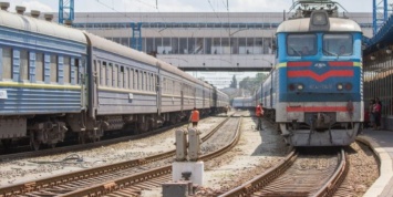 В Украине с 30 октября поезда будут курсировать по зимнему времени