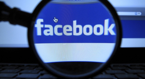Facebook удалил страницу батальона "Азов" без объяснения причин