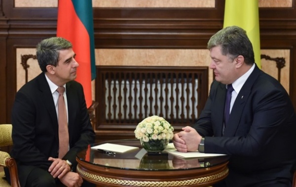 Болгария выступает за немедленную отмену виз для украинцев