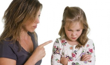 Грубые ошибки родителей во время ссор с детьми