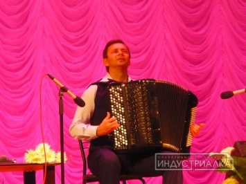 В Запорожье Игорь Завадский признался, что начал давать концерты, чтобы завоевать любимую