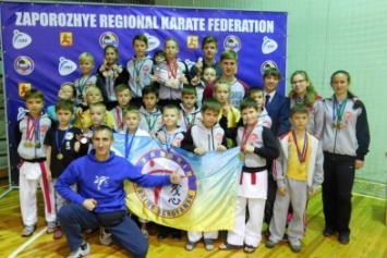 Успешное выступление каратистов из Бердянска на чемпионате области