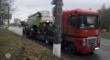 В Сумах остановили грузовик за нарушение правил крупногабаритных перевозок