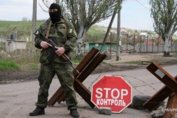 В специально переоборудованном транспорте через блокпосты Донбасса везут контрабанду