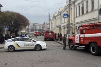 В Академии культуры произошел пожар: из здания эвакуировали студентов