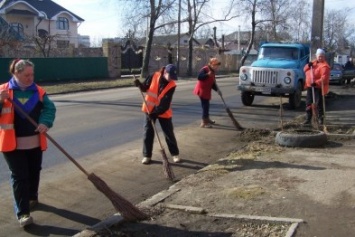 «Коммунальное предприятие метет метлами» - в Херсоне обсудили чистку улиц зимой