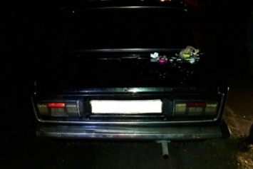 На Кировоградщине полицейские роты ДПС остановили автомобиль, водитель которого перевозил наркотическое вещество