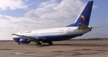 Из Криворожского аэропорта впервые за долгое время пассажиры полетели отдыхать на Boeing (видео)