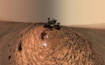 Уфологи нашли на новом снимке марсохода Curiosity каменное кресло