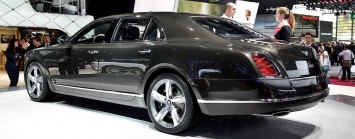 В РФ привезли обновленный седан Bentley Mulsanne за 21 млн рублей