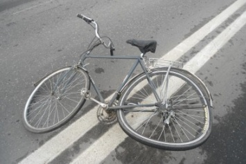В Кропивницком авто сбило велосипедистку