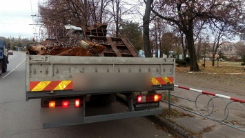 В Кривом Роге за один день задержали 2 грузовика с ломом металла (фото)