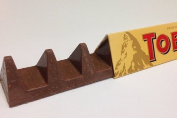 "Ужасные последствия" Brexit: британцев шокировало уменьшение шоколадки Toblerone