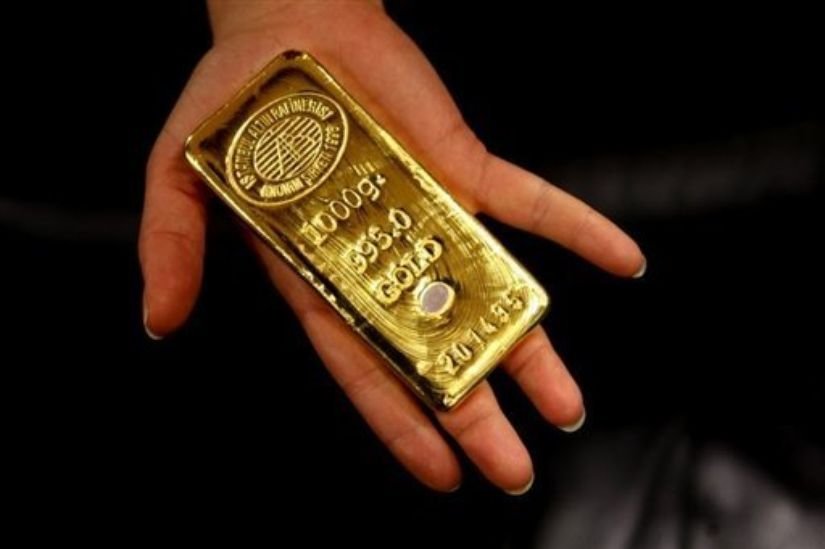 Китаец пытался вывезти из Приморья более 1 кг золота в ручке чемодана