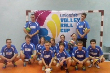 Каменские волейболисты сыграли в турнире под эгидой ЮНИСЕФ