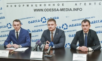 Села под Одессой останутся еще на год без дороги из-за незаконного тендера
