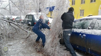 Ледяной дождь в Москве привел первые жертвы