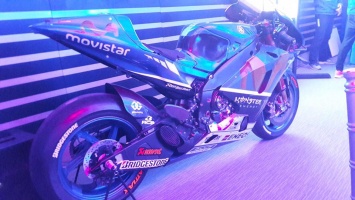 MotoGP: Срочно! Хорхе Лоренцо получил в дар свой чемпионский Yamaha YZR-M1