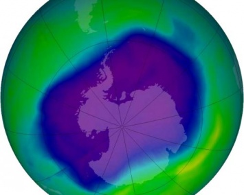 Ученые: Озоновая дыра затягивается