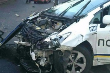 В Кропивницком произошло ДТП с участием автомобиля патрульной полиции