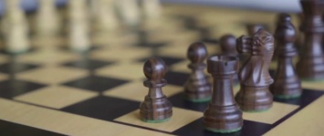 Square Off - "умная" шахматная доска с поддержкой игры онлайн