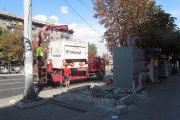 В Мариуполе начнут демонтировать МАФы без документов