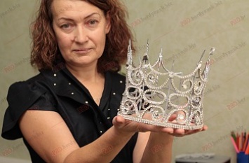 Корона для будущей «Мисс Бердянск - 2016» практически готова (фото)
