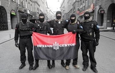 Правый сектор поднял всех бойцов Западной Украины