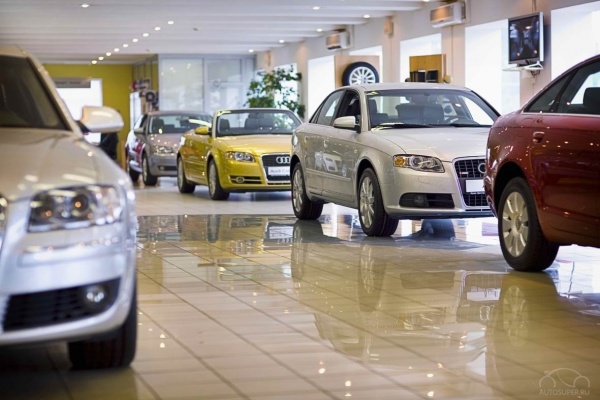 Аналитик: Летом 2015 кризис приведет Россию к увеличению продаж машин