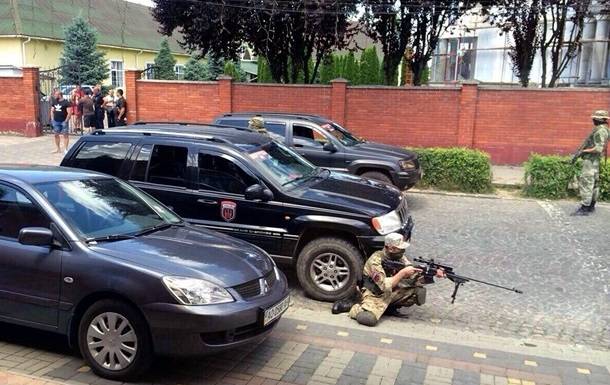 Ярош не приказал бойцам в Мукачево сложить оружие