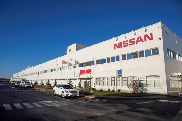 Завод Nissan в Санкт-Петербурге остановился на летние каникулы