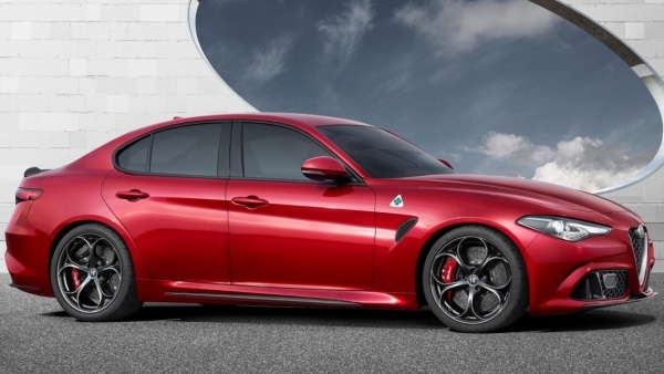 Alfa Romeo Giulia может оказаться самой быстрой в классе