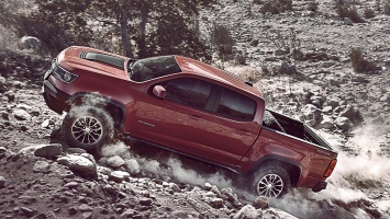 Chevrolet Colorado ZR2 - практичный покоритель бездорожья