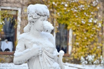 Одесские статуи весело преобразились (ФОТО)