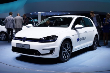 Электромобиль Volkswagen e-Golf стал на 50% автономнее