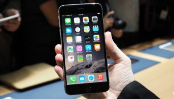 Apple починит проблемные экраны iPhone 6 Plus