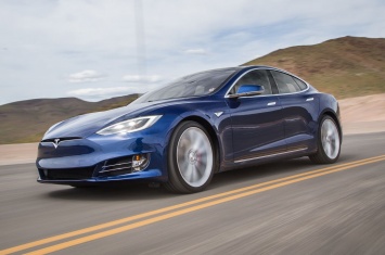 Новая Tesla Model S сможет разгоняться как гиперкар LaFerrari