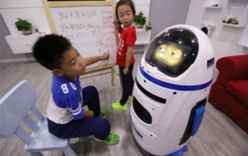 В Китае впервые робот напал на человека