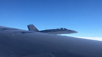 Правительственный борт России сопровождали ВВС Швейцарии